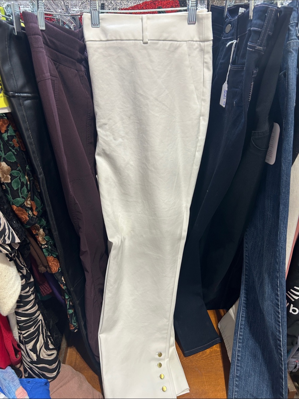 Talbots White/Off-White Capris with Gold Button Detail
